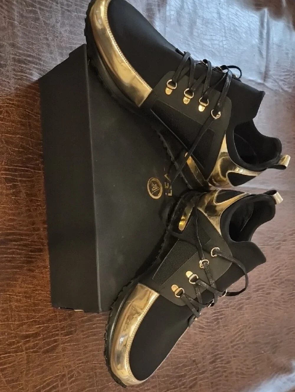 Vinci Leather Men's Black Sneakers with Metallic Gold Details
